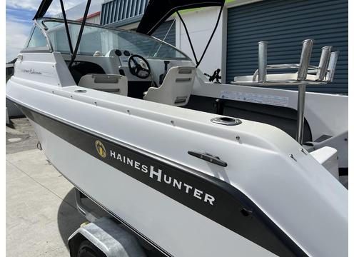 gallery image of Haines Hunter 485